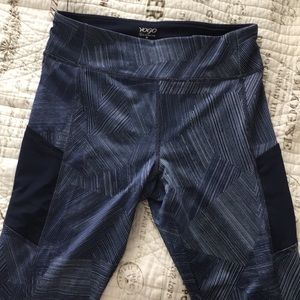 NWOT adorable leggings! With pockets !